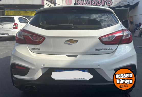 Autos - Chevrolet CRUZE LTZ PLUS HATCHBACK 2018 Nafta 130000Km - En Venta