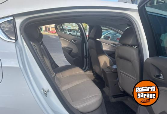 Autos - Chevrolet CRUZE LTZ PLUS HATCHBACK 2018 Nafta 130000Km - En Venta