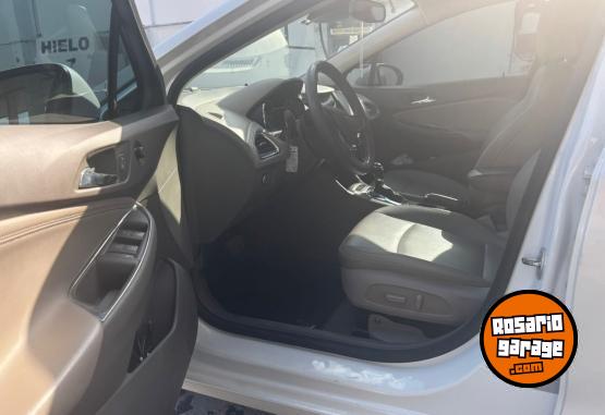 Autos - Chevrolet CRUZE LTZ PLUS HATCHBACK 2018 Nafta 130000Km - En Venta