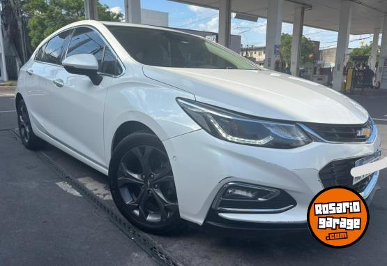 Autos - Chevrolet CRUZE LTZ PLUS HATCHBACK 2018 Nafta 130000Km - En Venta