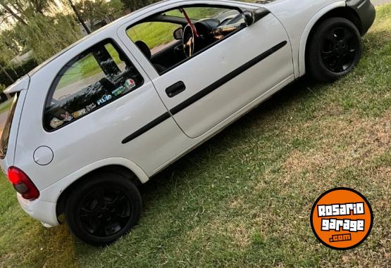 Autos - Chevrolet Corsa 1.6 2004 Nafta 210000Km - En Venta
