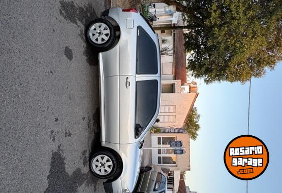 Autos - Volkswagen Gol power 1.6 2009 Nafta 140000Km - En Venta