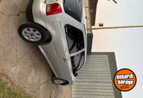 Autos - Volkswagen Gol power 1.6 2009 Nafta 140000Km - En Venta