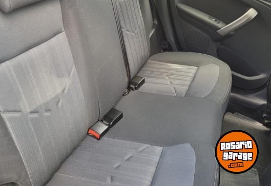 Autos - Peugeot 208. ALLURE 2016 GNC 111111Km - En Venta