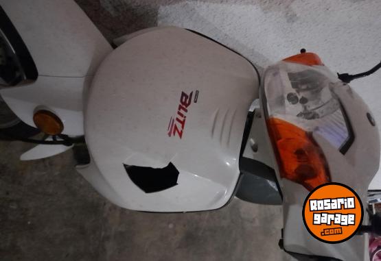 Motos - Motomel Blitz 110 full 2024 Nafta 7000Km - En Venta