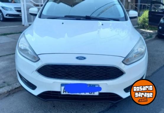 Autos - Ford Focus 2017 GNC 140000Km - En Venta