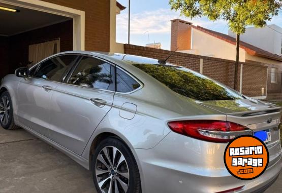 Autos - Ford Mondeo 2019 Nafta 108000Km - En Venta