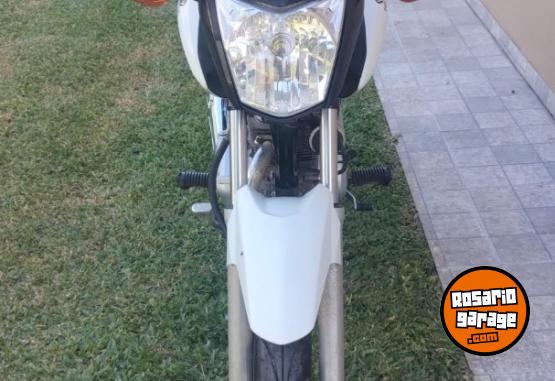 Motos - Honda Tit�n cg 150 2021 Nafta 42148Km - En Venta