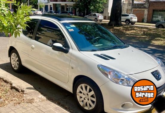 Autos - Peugeot 207 3p XT full 2011 Nafta 120000Km - En Venta