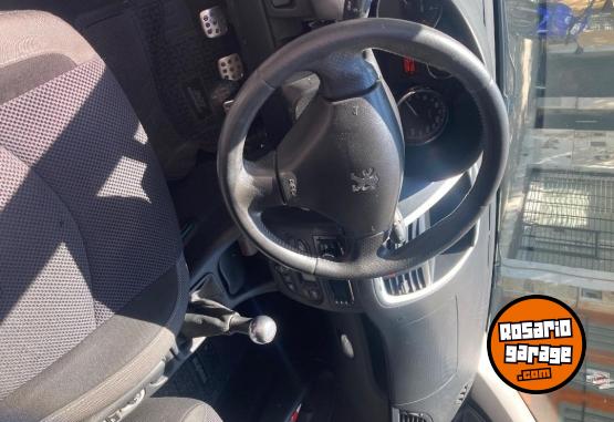 Autos - Peugeot 207 3p XT full 2011 Nafta 120000Km - En Venta