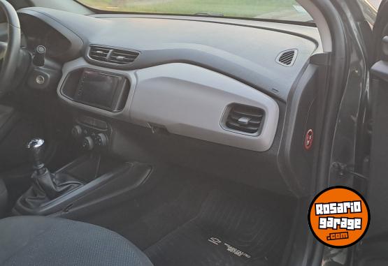 Autos - Chevrolet Prisma joy + 1.4 con GPS 2017 Nafta 102000Km - En Venta