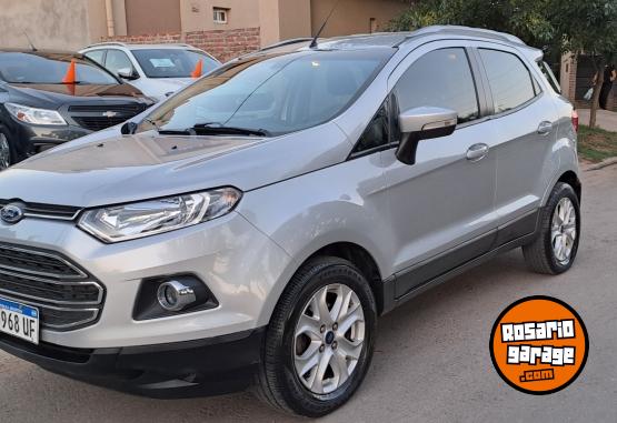 Autos - Ford Eco titanium 1.6 16v MT 2017 GNC 105000Km - En Venta