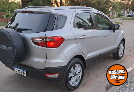 Autos - Ford Eco titanium 1.6 16v MT 2017 GNC 105000Km - En Venta
