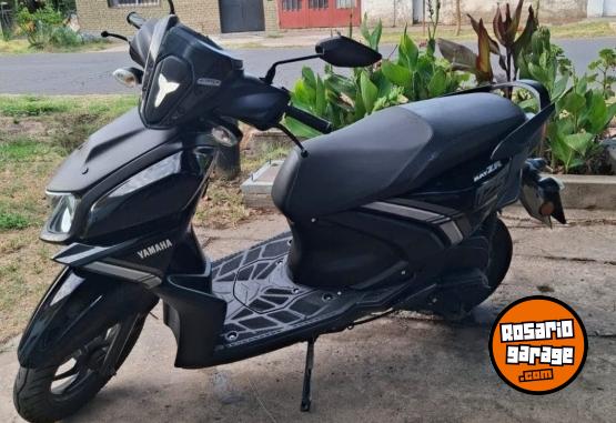 Motos - Yamaha Ray Zr 125 2023 Nafta 10000Km - En Venta