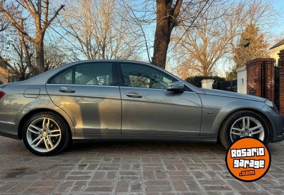 Autos - Mercedes Benz C250 2012 Nafta 103000Km - En Venta