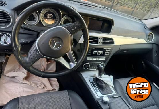 Autos - Mercedes Benz C250 2012 Nafta 103000Km - En Venta