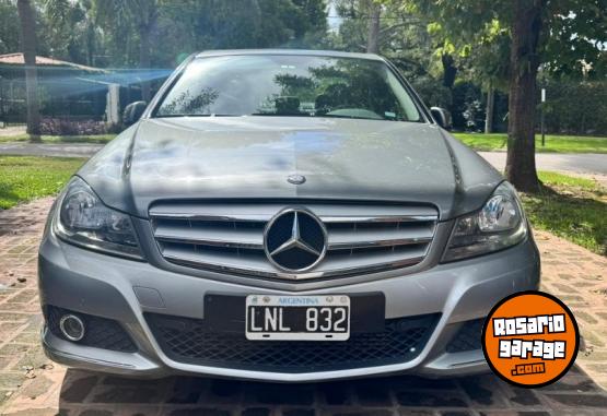 Autos - Mercedes Benz C250 2012 Nafta 103000Km - En Venta