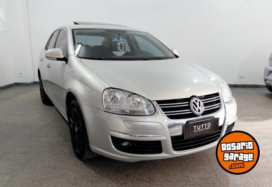 Autos - Volkswagen Vento Advance 2010 Nafta 236000Km - En Venta