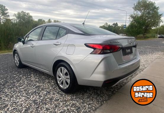 Autos - Nissan Versa Sense 1.6 CVT 2021 Nafta 42000Km - En Venta