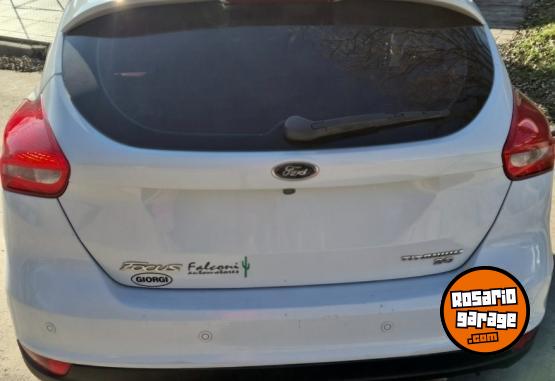 Autos - Ford Focus titanium 2016 Nafta 138000Km - En Venta