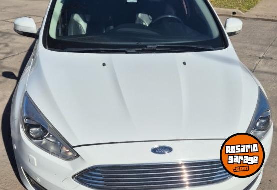 Autos - Ford Focus titanium 2016 Nafta 138000Km - En Venta