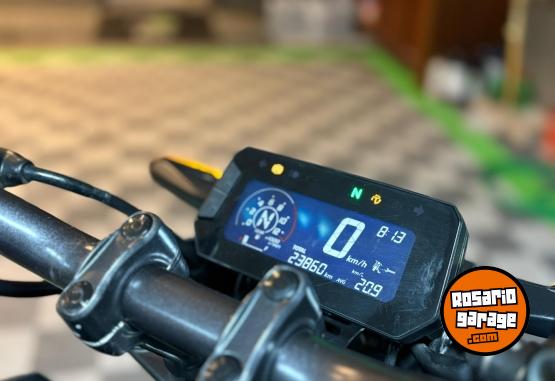 Motos - Honda CB300f 2023 Nafta 24000Km - En Venta