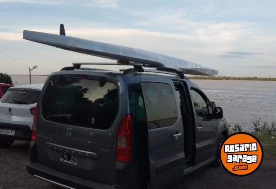 Utilitarios - Peugeot PARTNER TEPEE OUTDOOR 2008 Diesel 290000Km - En Venta