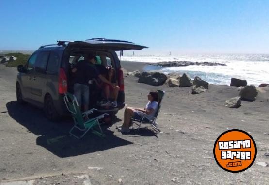 Utilitarios - Peugeot PARTNER TEPEE OUTDOOR 2008 Diesel 290000Km - En Venta