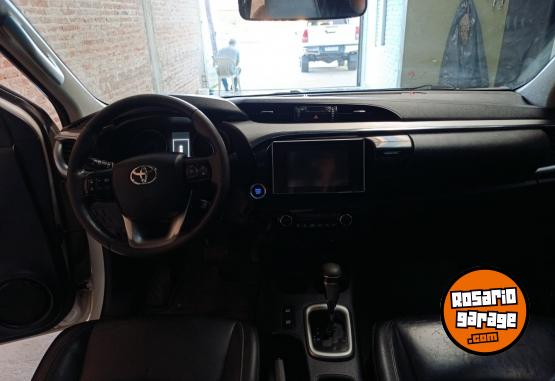 Camionetas - Toyota Hilux 2016 Diesel 219000Km - En Venta