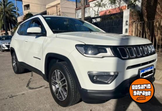 Camionetas - Jeep Jeep compass 1ra mano per 2019 Nafta 102000Km - En Venta