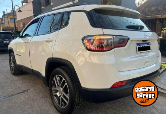 Camionetas - Jeep Jeep compass 1ra mano per 2019 Nafta 102000Km - En Venta