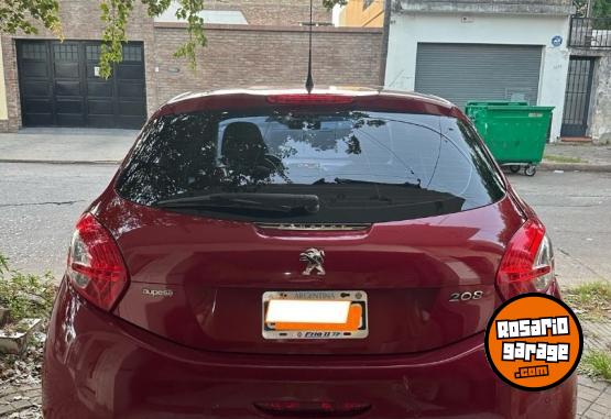 Autos - Peugeot 208 2014 Nafta 94000Km - En Venta