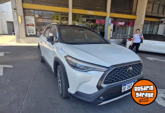 Autos - Toyota Corolla Cross 2022 Nafta 80000Km - En Venta