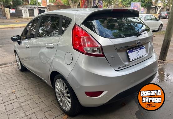 Autos - Ford Fiesta Titanium 2015 Nafta 48000Km - En Venta