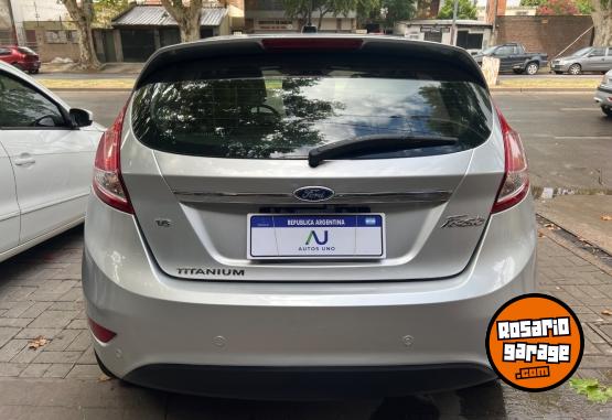 Autos - Ford Fiesta Titanium 2015 Nafta 48000Km - En Venta