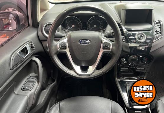 Autos - Ford Fiesta Titanium 2015 Nafta 48000Km - En Venta
