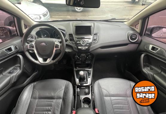 Autos - Ford Fiesta Titanium 2015 Nafta 48000Km - En Venta