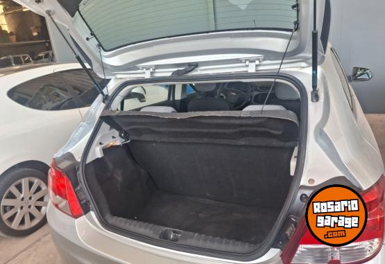 Autos - Chevrolet Onix 2014 Nafta 89200Km - En Venta