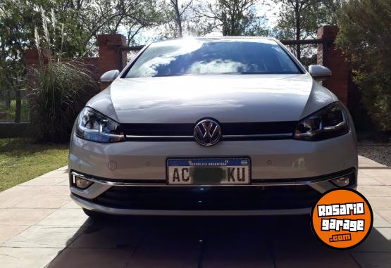 Autos - Volkswagen Golf 2018 Nafta 81000Km - En Venta