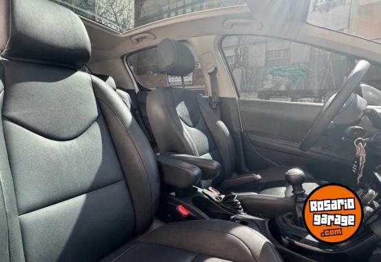 Autos - Peugeot 308 2021 Diesel 72000Km - En Venta