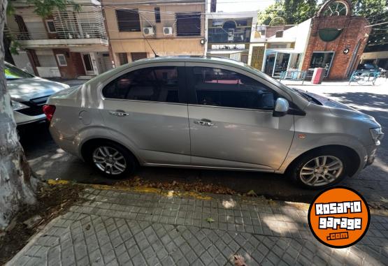 Autos - Chevrolet sonic 2014 GNC 197000Km - En Venta