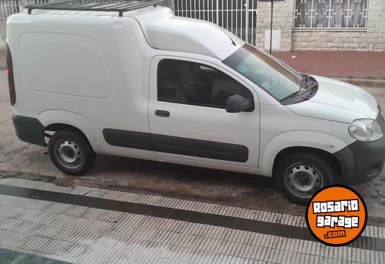 Utilitarios - Fiat FIORINO 2017 Nafta 200000Km - En Venta