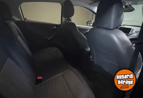 Autos - Peugeot 208 Feline 2016 Nafta 95000Km - En Venta