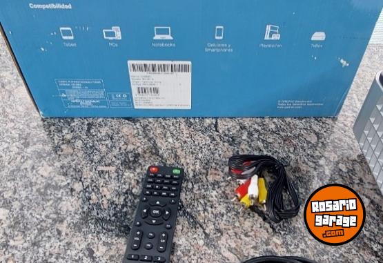 Electr�nica - Vendo Proyector con pantalla Gadnic - En Venta