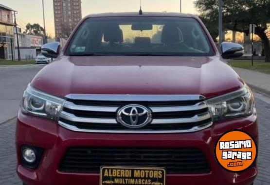 Camionetas - Toyota HILUX 2.8 SRX 4X4 2017 Diesel 120000Km - En Venta