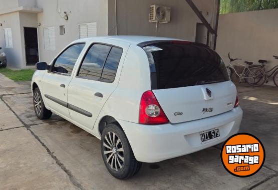 Autos - Renault Clio 2009 Nafta 135000Km - En Venta