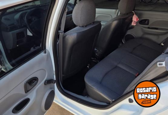 Autos - Renault Clio 2009 Nafta 135000Km - En Venta