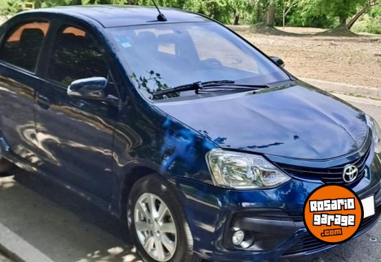 Autos - Toyota Etios 2017 Nafta 149000Km - En Venta