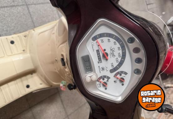 Motos - Motomel Strato Euro 150 2022 Nafta 6700Km - En Venta