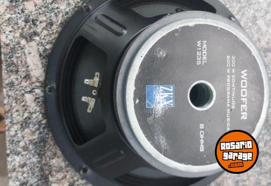 Instrumentos Musicales - Parlantes ZKX 600 watss Mas caja 12" - En Venta